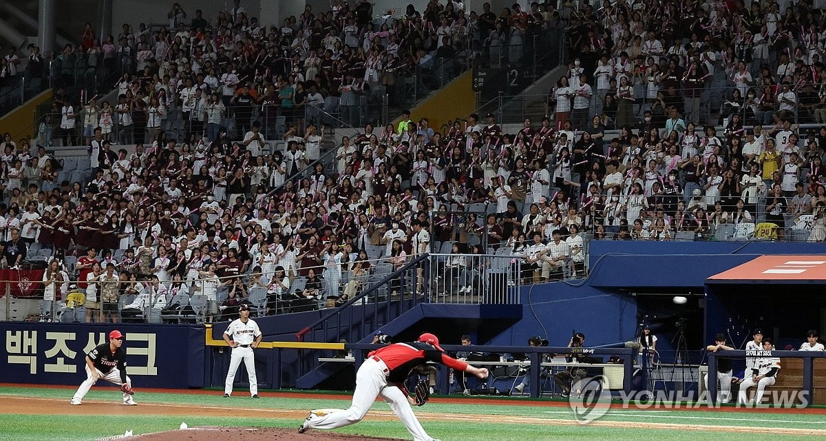 西甲半场：亚马尔8分钟梅开二度 巴塞罗那客场2-0领先吉罗纳