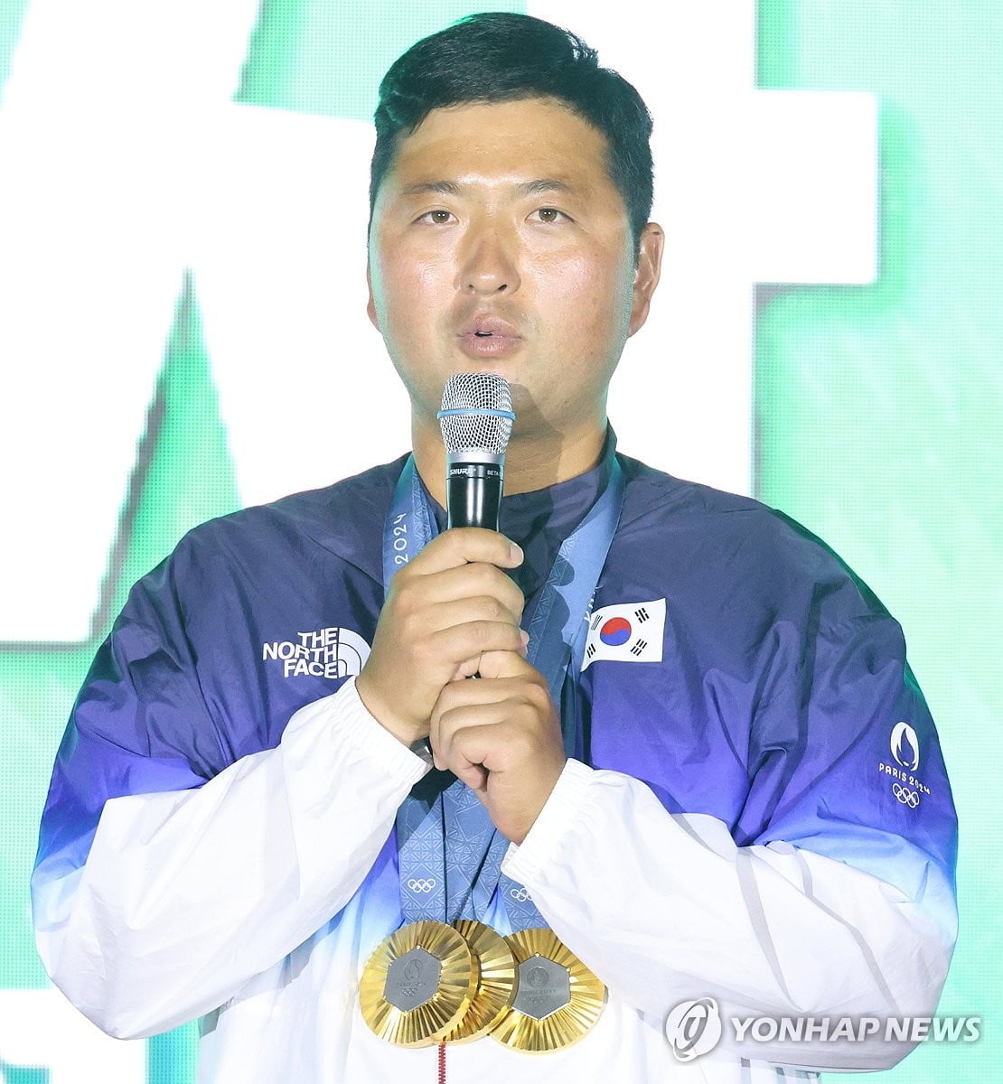 凯尔特人对阵森林狼一役三分出手56次，占出手64.4%，刷新队史纪录