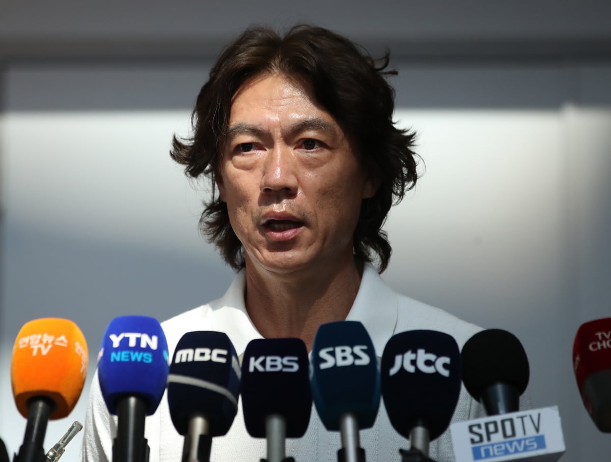 一年前的今天：湖人夺得NBA历史首个季中赛冠军&詹姆斯获MVP