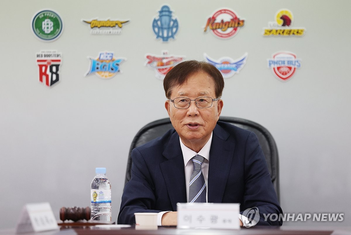 皇马TV炮轰裁判：可疑判罚太多 他们想让皇马前锋缺席踢国家德比